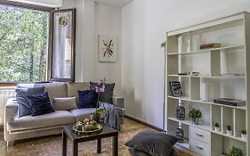 Cozy Roman Apartment With Parking